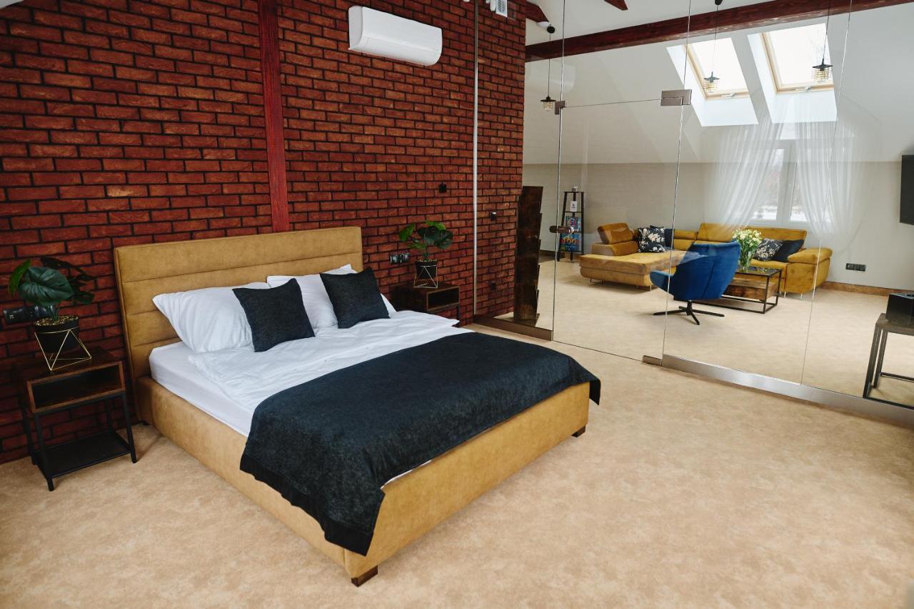 M&M Apartamenty Jasionka Εξωτερικό φωτογραφία
