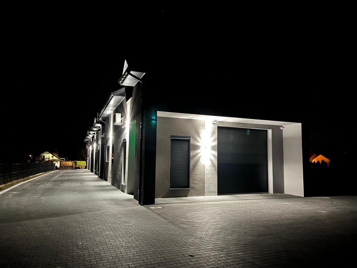 M&M Apartamenty Jasionka Εξωτερικό φωτογραφία
